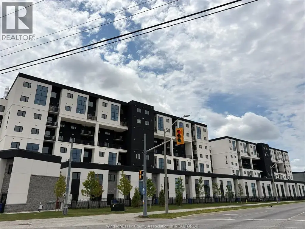 4400 Laurier Parkway Unit# 530, LaSalle